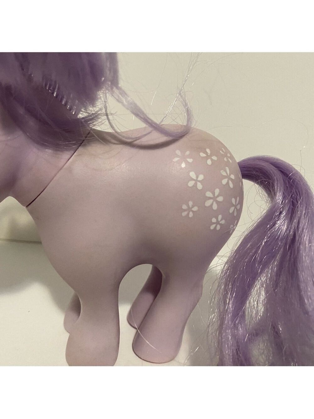 Vintage My Little Pony 1983 G1 Blossom White Flowers Pony Purple Horse MLP - Picture 3 of 7